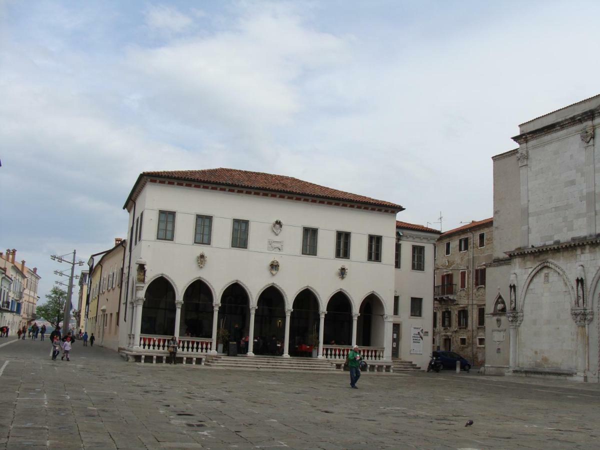 Apartmaji Ema Capodistria Esterno foto